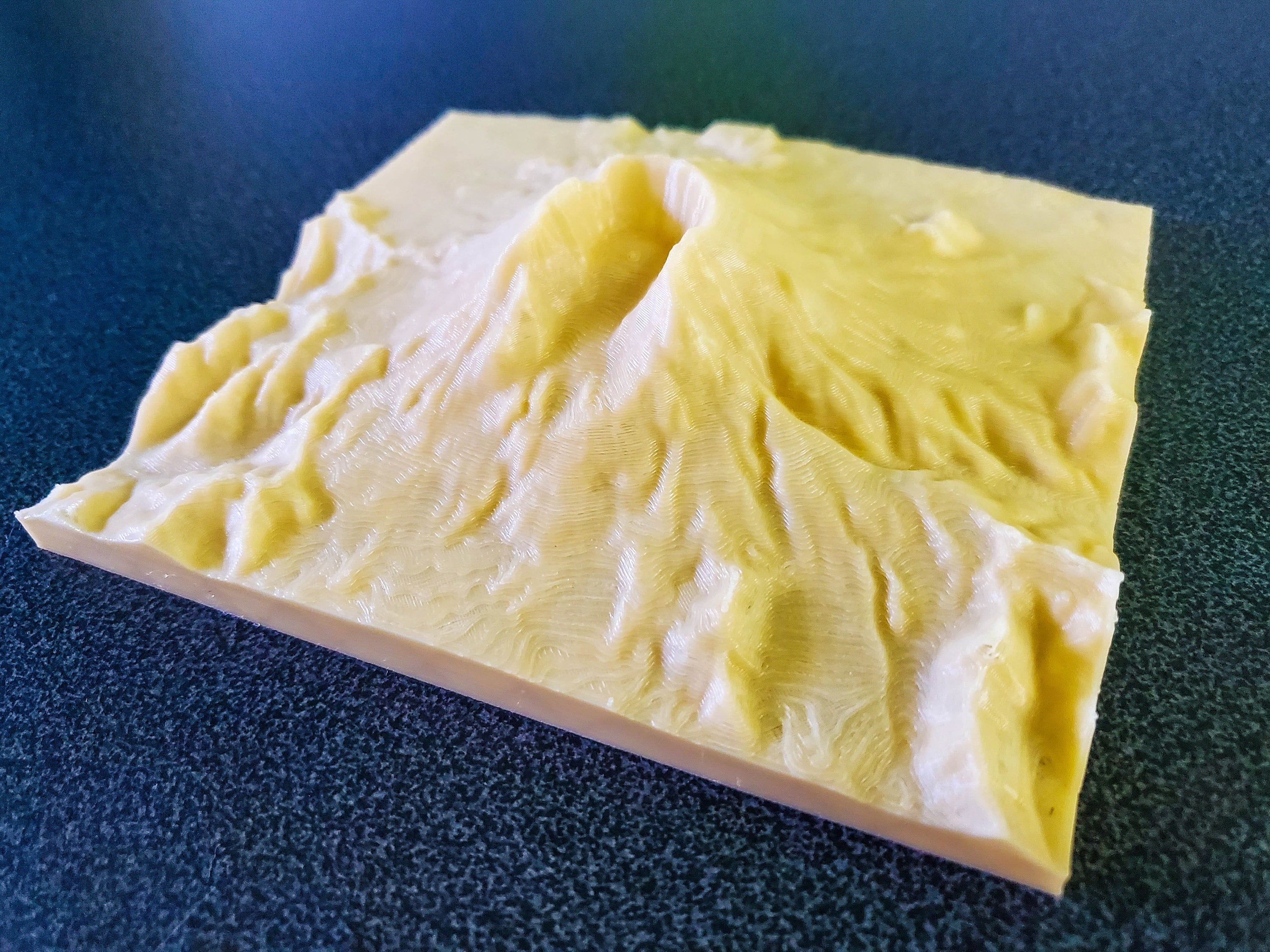 Clever Contraption Mount St. Helens 3D Topography Model | Washington ...