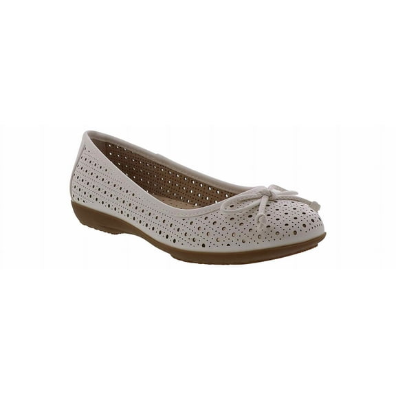 Cliffs by White Mountain Cheryl Women's Flats Color: White Burnished Smooth Size: 10