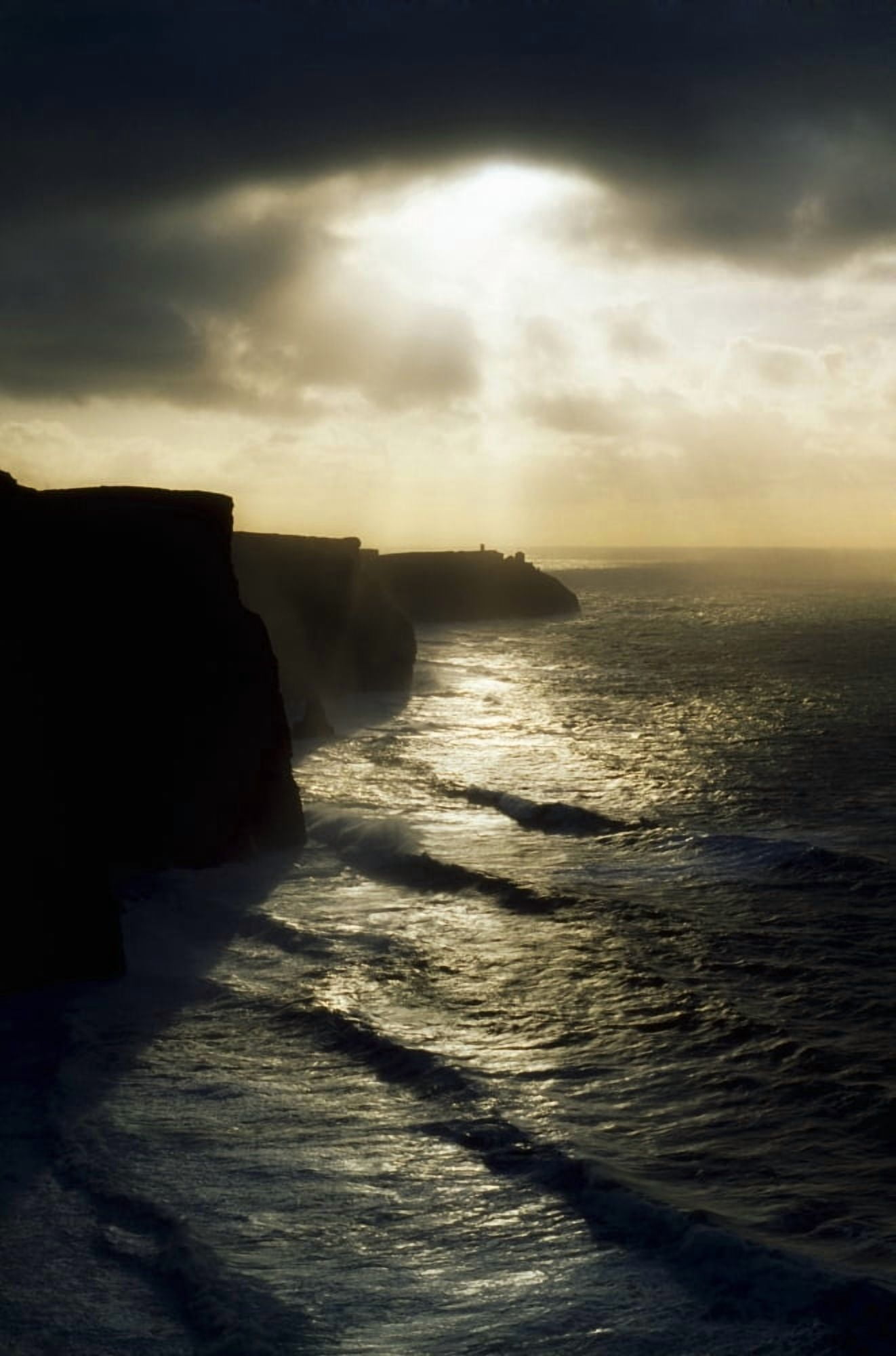 Cliffs Of Moher Co Clare Ireland Canvas Art - The Irish Image Collection Design Pics (12 x 18)
