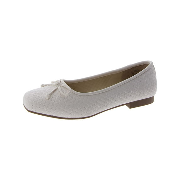 Cliffs by White Mountain Womens Bessy Faux Leather Bow Ballet Flats