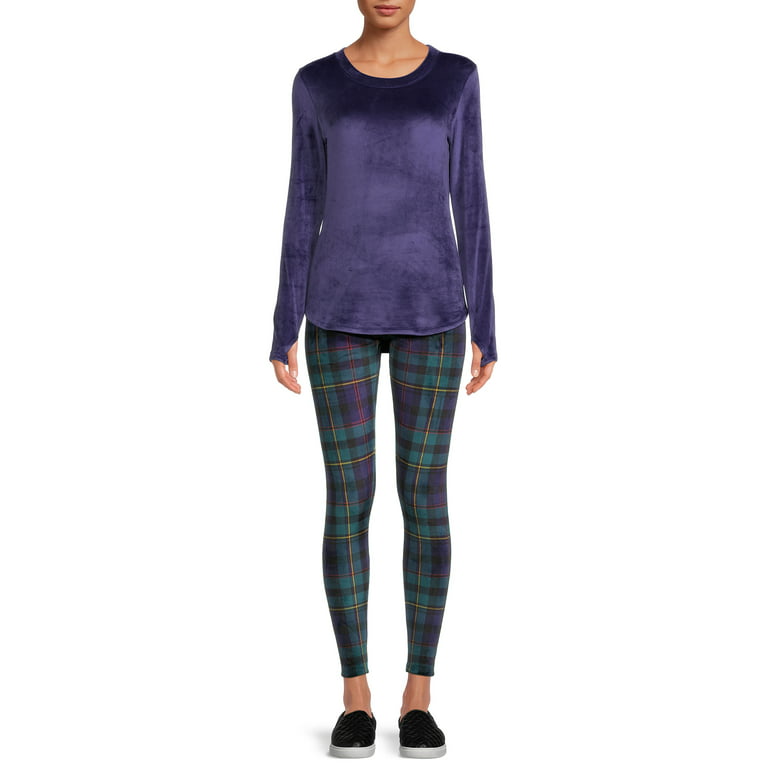 https://i5.walmartimages.com/seo/ClimateRight-by-Cuddl-Duds-Women-s-Velour-Base-Layer-Top-and-Leggings-Thermal-Set-2-Piece_fda70474-d358-4da4-b435-19c958b1067f.0f7c8535d93cb0f7805114cbbdb747fb.jpeg?odnHeight=768&odnWidth=768&odnBg=FFFFFF