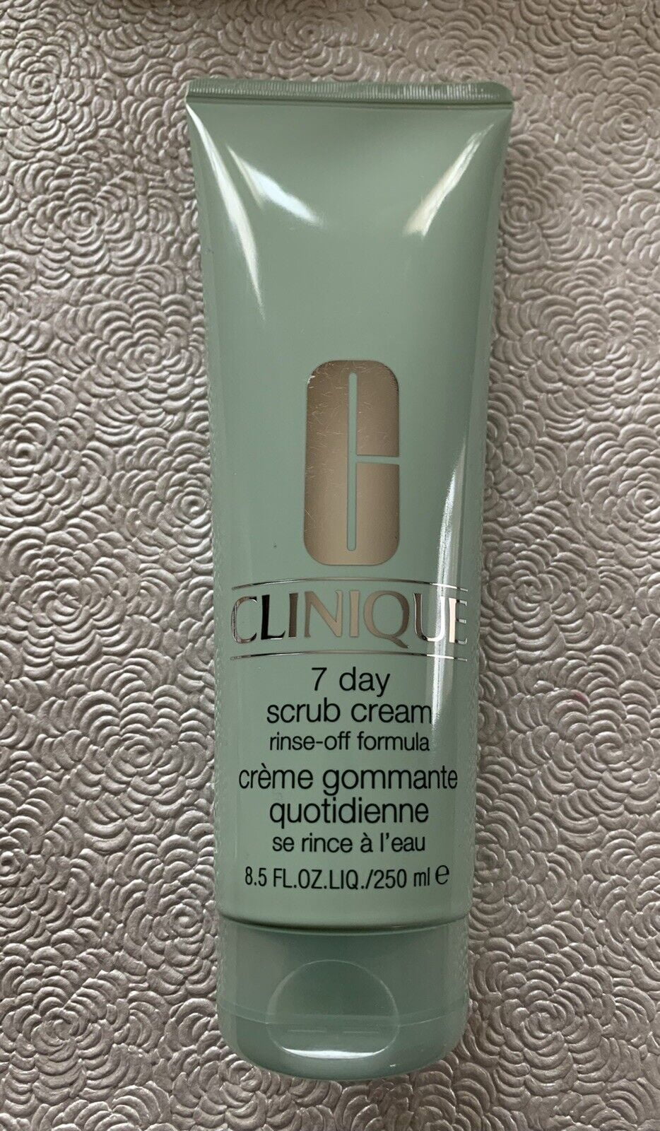 Clinique 7 Day Scrub Cream Exfoliating Cleanser RinseOff Formula 8.5 OZ/250 ML Jumbo Size, For
