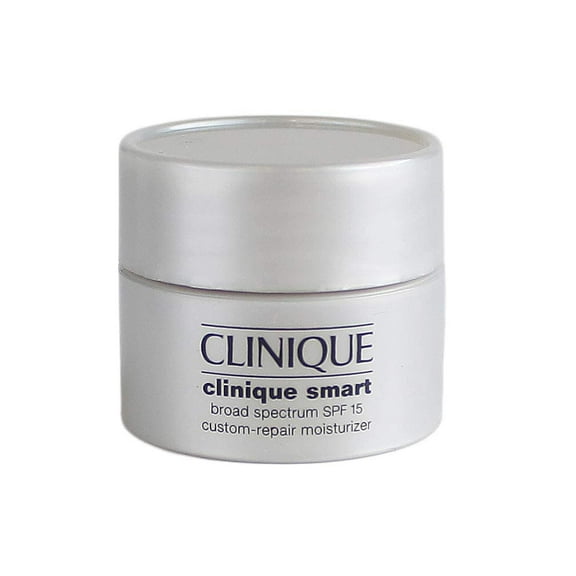 Clinique Smart Custom-repair Moisturizer Broad Spectrum SPF 15 for Dry Combination Skin, 0.5 fl oz 15 ml, 0.5 Fl Oz (Pack of 1)