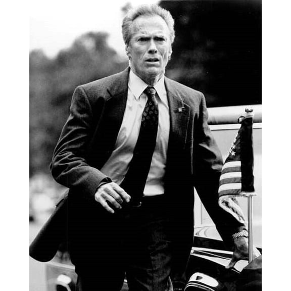 Clint Eastwood runs beside Presidential limo In The Line of Fire 5x7 photo poster