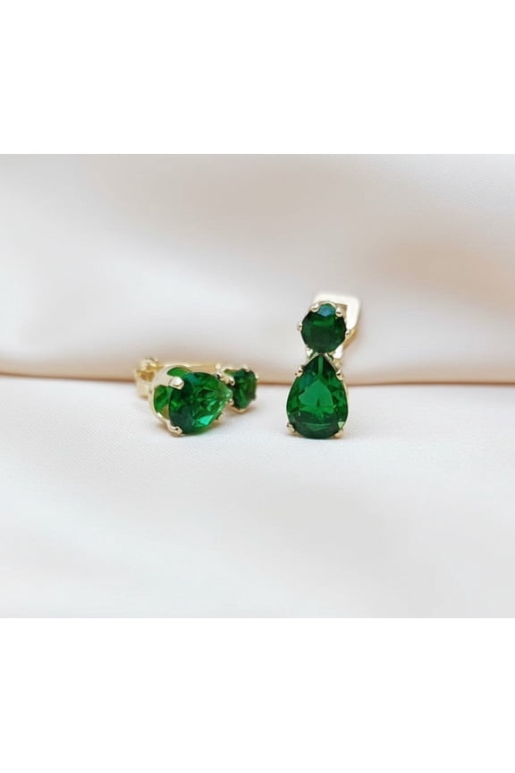 Clip on 1/2" small green stone button style earrings