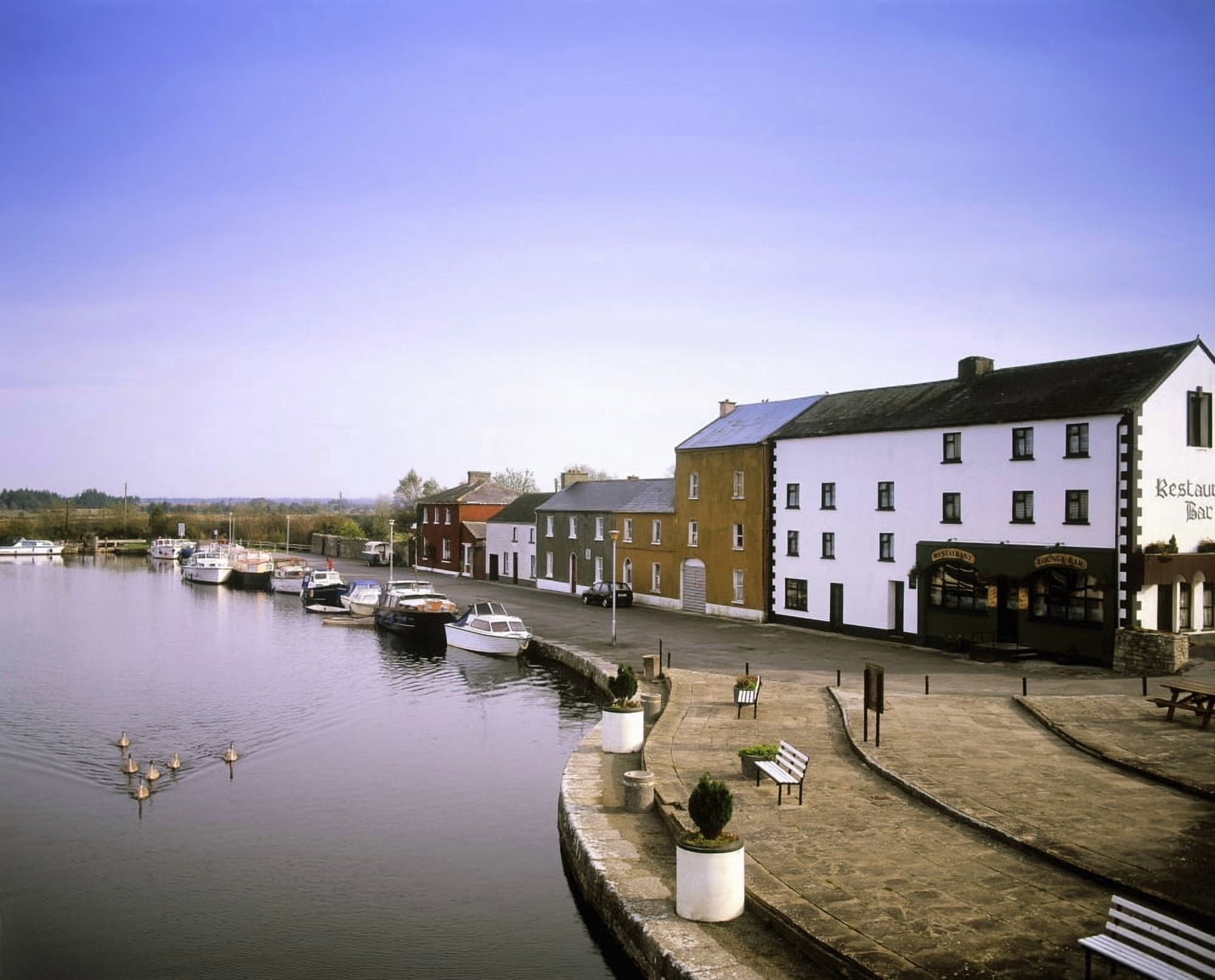 Cloondara Co Longford Ireland Town At The End Of The Grand Canal Canvas Art - The Irish Image Collection Design Pics (32 x 24)