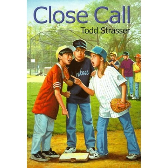 Pre-Owned Close Call (Paperback) 039923134X 9780399231346