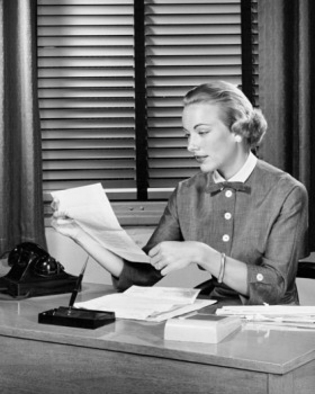 Close-up of a businesswoman reading a document Canvas Art - (24 x 36)