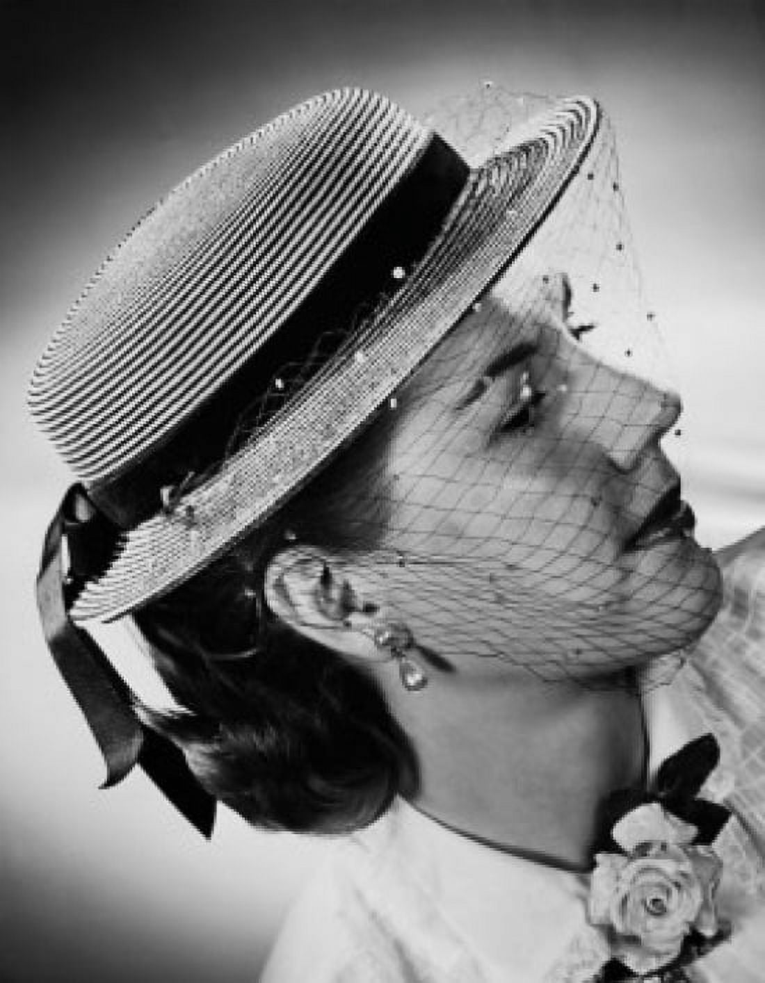 Close-up of a young woman wearing a hat Canvas Art -  (18 x 24)