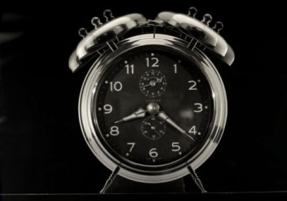 Close up of vintage alarm clock Canvas Art - (18 x 24)
