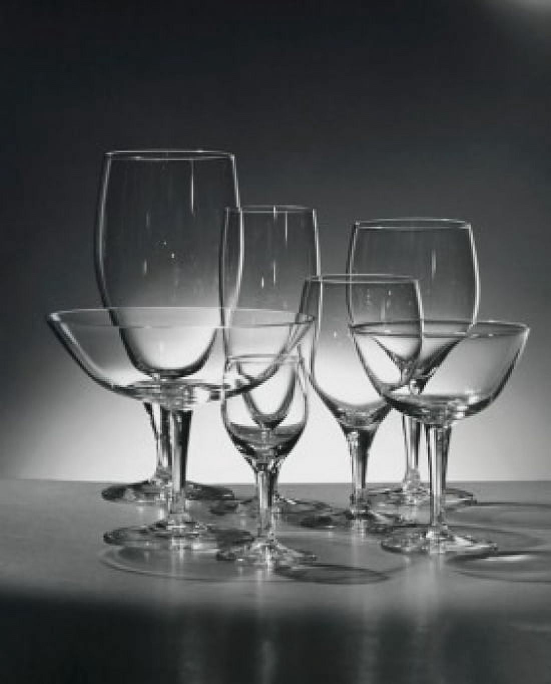 Close-up of wineglasses Canvas Art - (18 x 24)
