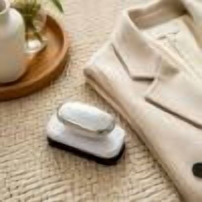 Clothes Brush For Lint And Pet Hair Soft Bristle Brush For Sweater Suit Fabric Lint Remover For Home Use