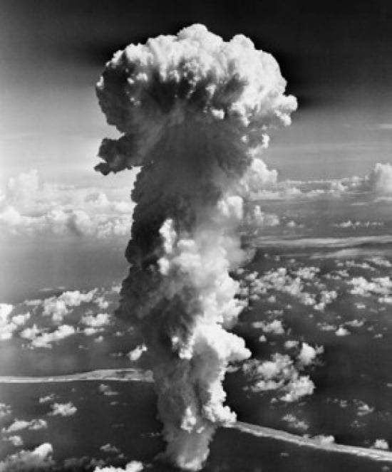 Clouds formed by an atomic explosion Canvas Art - (18 x 24)