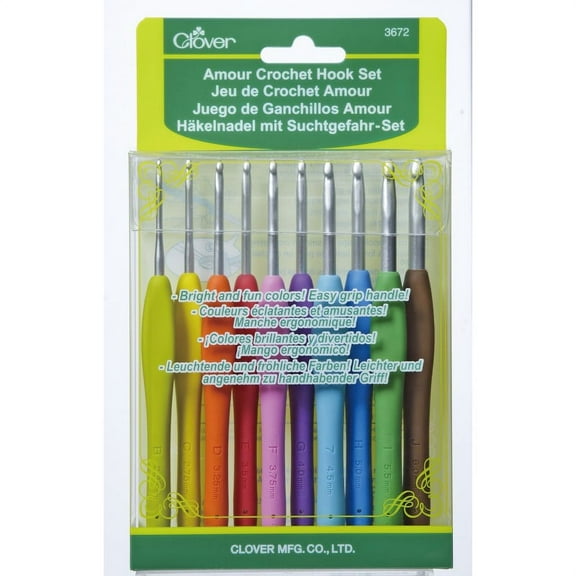 Clover Amour Crochet Hook Set with Yarn Needle, Assorted (10 Piece)