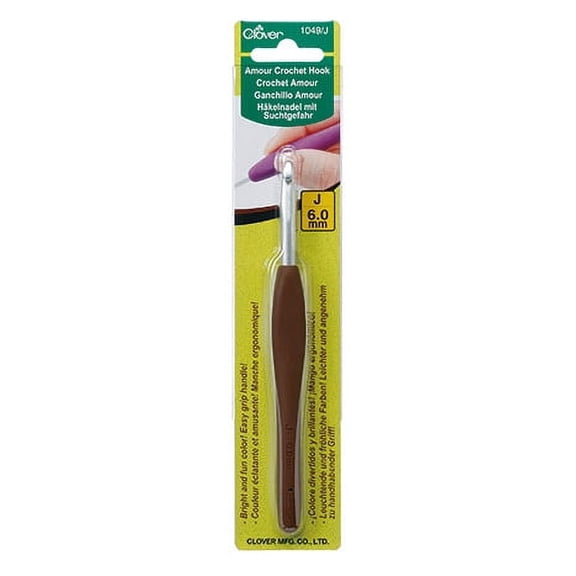 Clover Amour Crochet Hook, J (6mm)