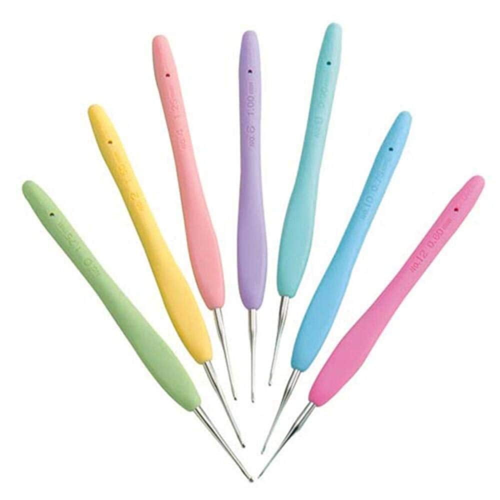 Clover Needlecraft Amour Steel Crochet Hook No. 4, 1.25mm