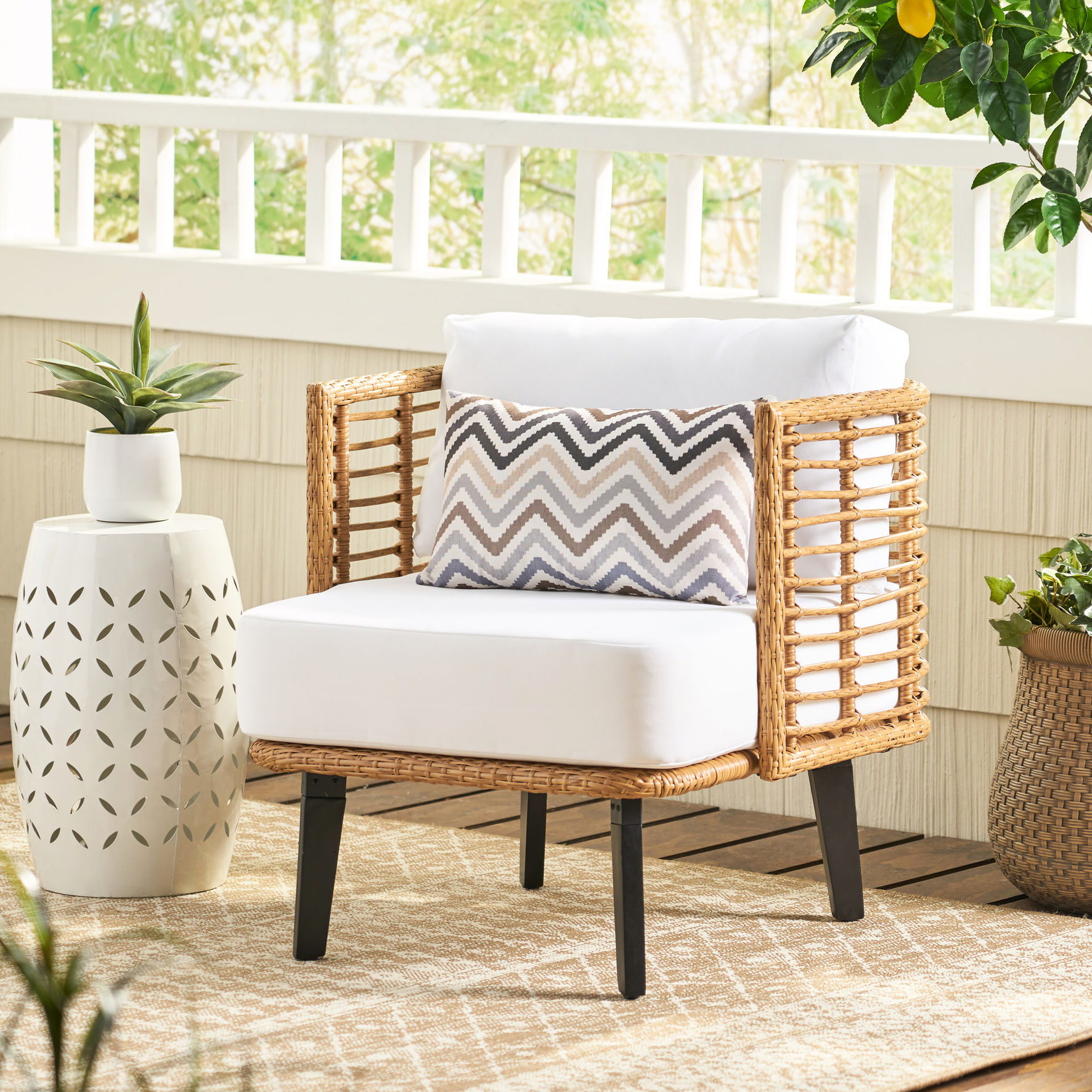 Club Chair / Rounded Cube Structure and Tapered Legs / Create a Sleek ...