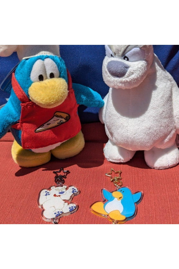 Club Penguin Dangle Keychains (1 keychain)