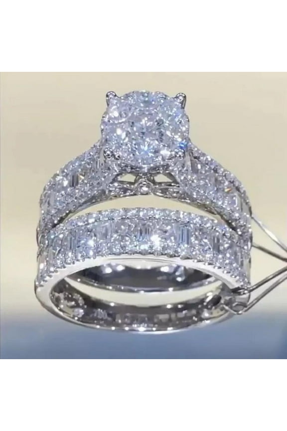 Cluster Setting Engagement Ring Set Attractive Wedding Ring Set, Cluster Setting Engagement Ring Set, Round Cut Wedding Ring Set, Women's Stackable Ring Set