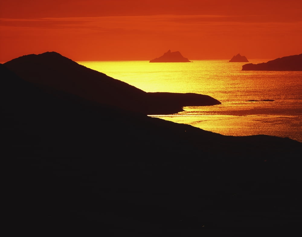 Co Kerry Skellig Rocks From Waterville Ireland Canvas Art - The Irish Image Collection Design Pics (34 x 26)