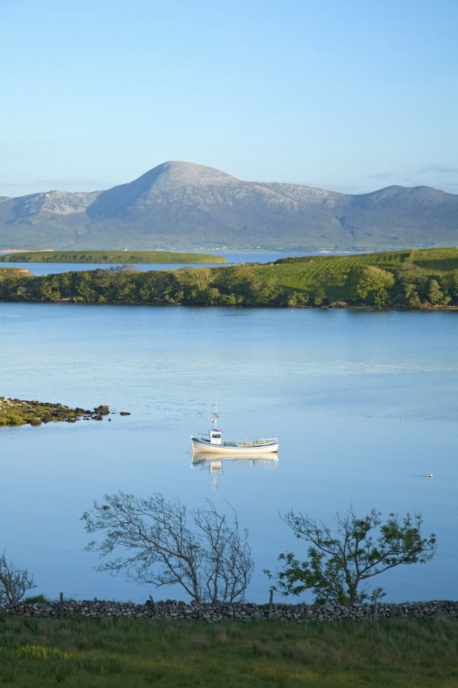 Co Mayo Ireland Fishing Boat In Clew Bay Beneath Croagh Patrick Canvas Art - Gareth McCormack Design Pics (24 x 36)