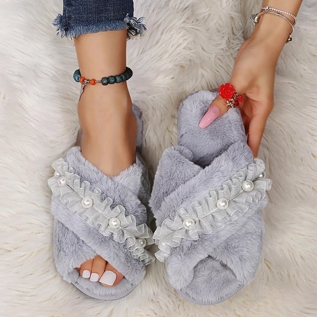 Furry best sale slippers wholesale