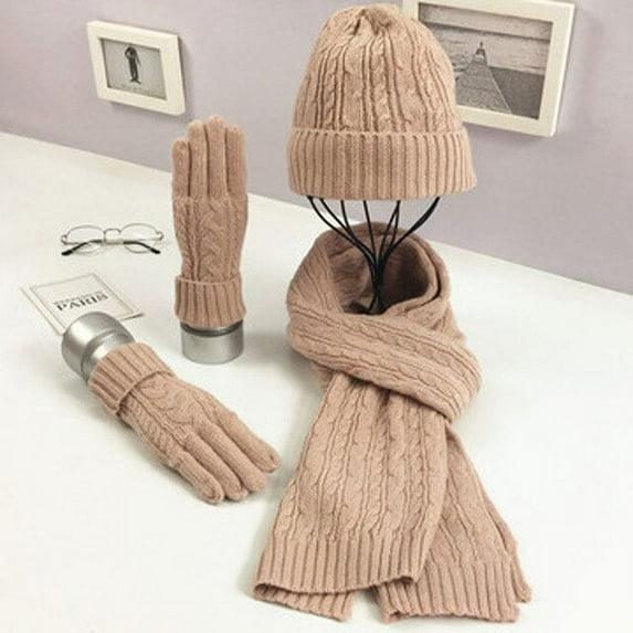 CoCopeaunt European And American Fashion Three-Piece Suit, Classic Twist Warm Hat Scarf Glove Set