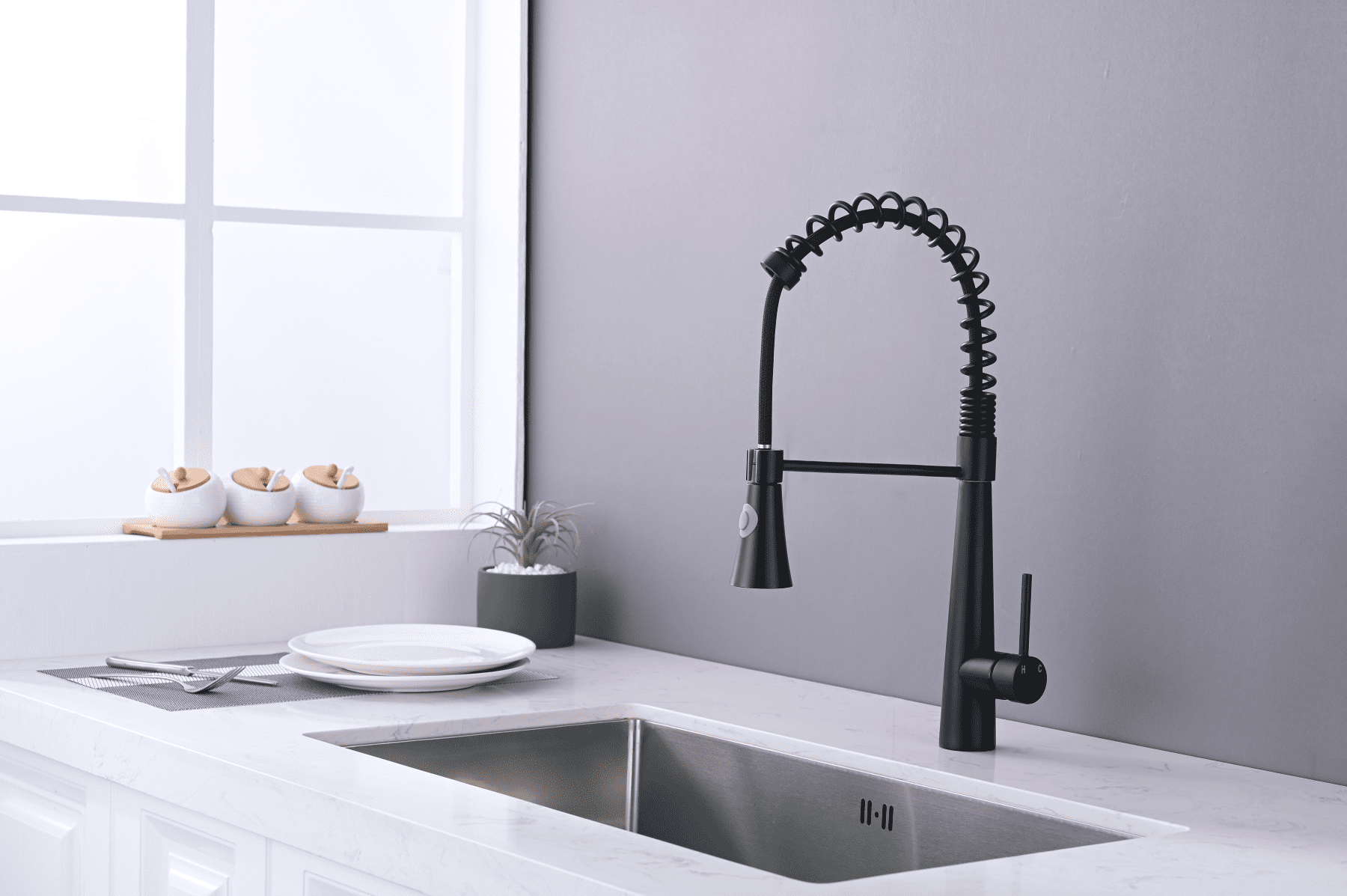 CoSoTower Commercial Matte Black Kitchen Faucet with Pull Down Sprayer