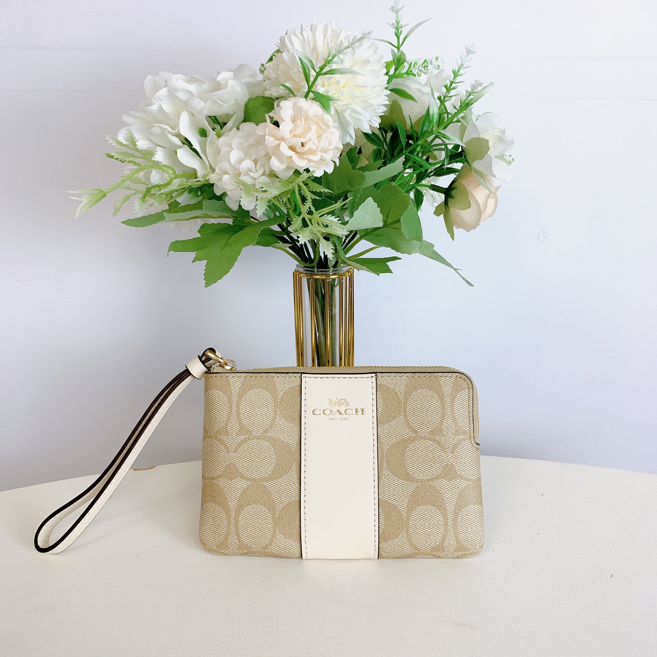 Coach Corner Zip Wristlet In Signature Canvas (Light Khaki/Chalk