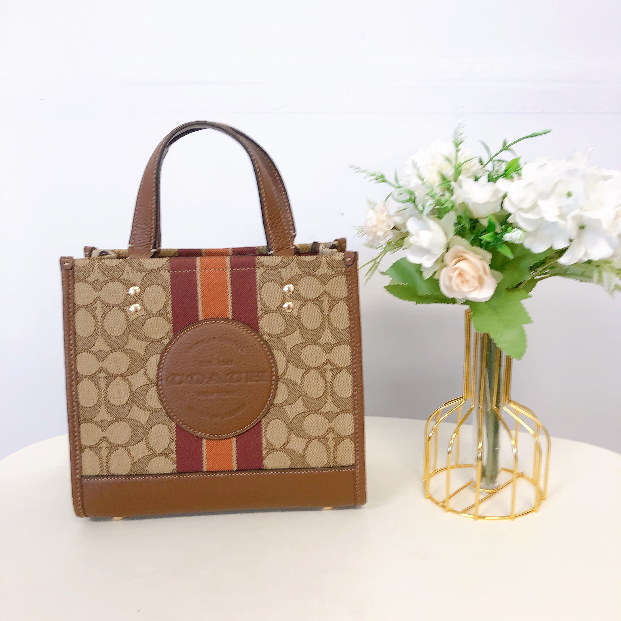 Dempsey tote in signature jacquard with stripe and coach patch hotsell