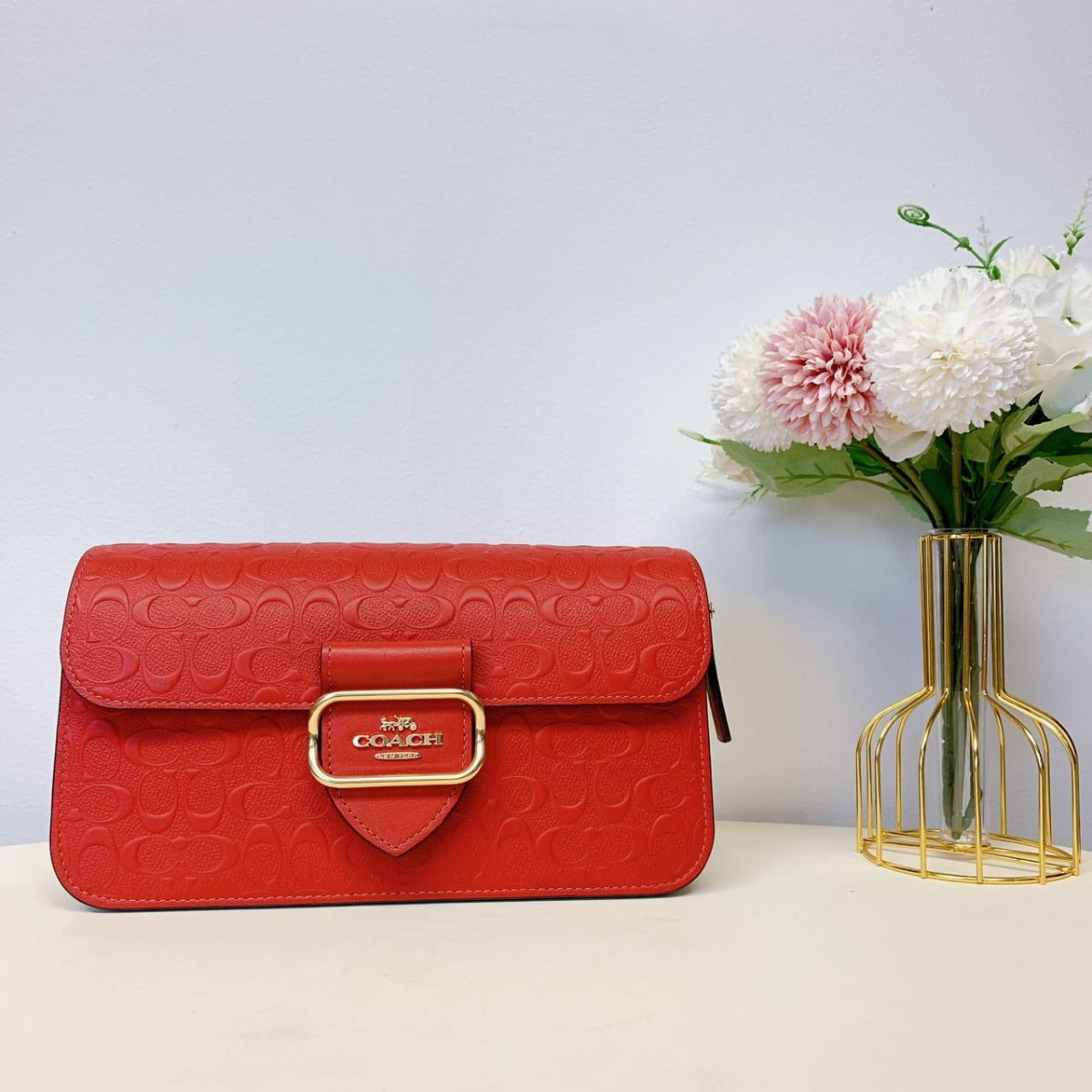 Coach discount red clutch