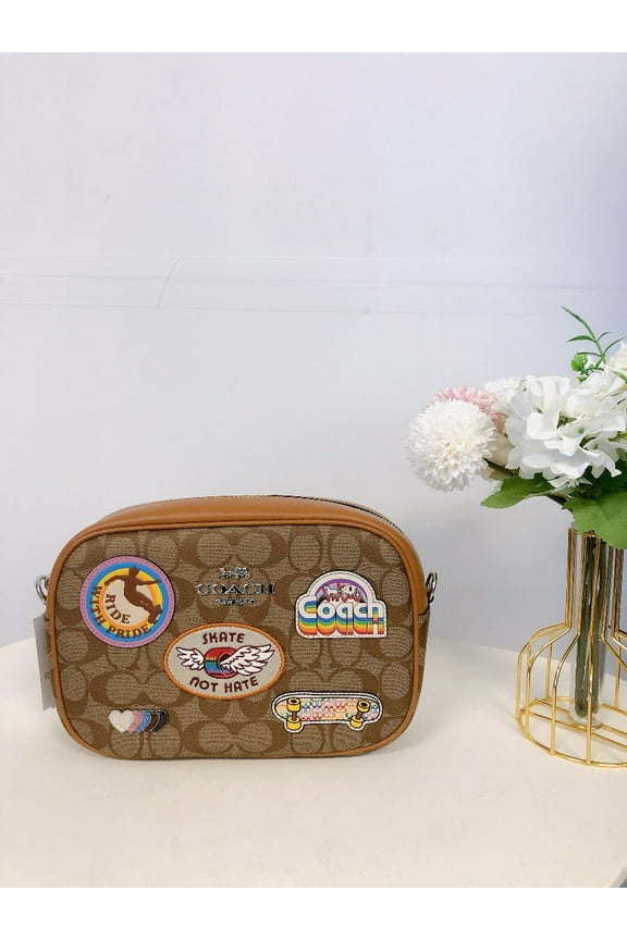 CJ605-SVOT8 Women's Jamie Canvas with Patches Camera Bag