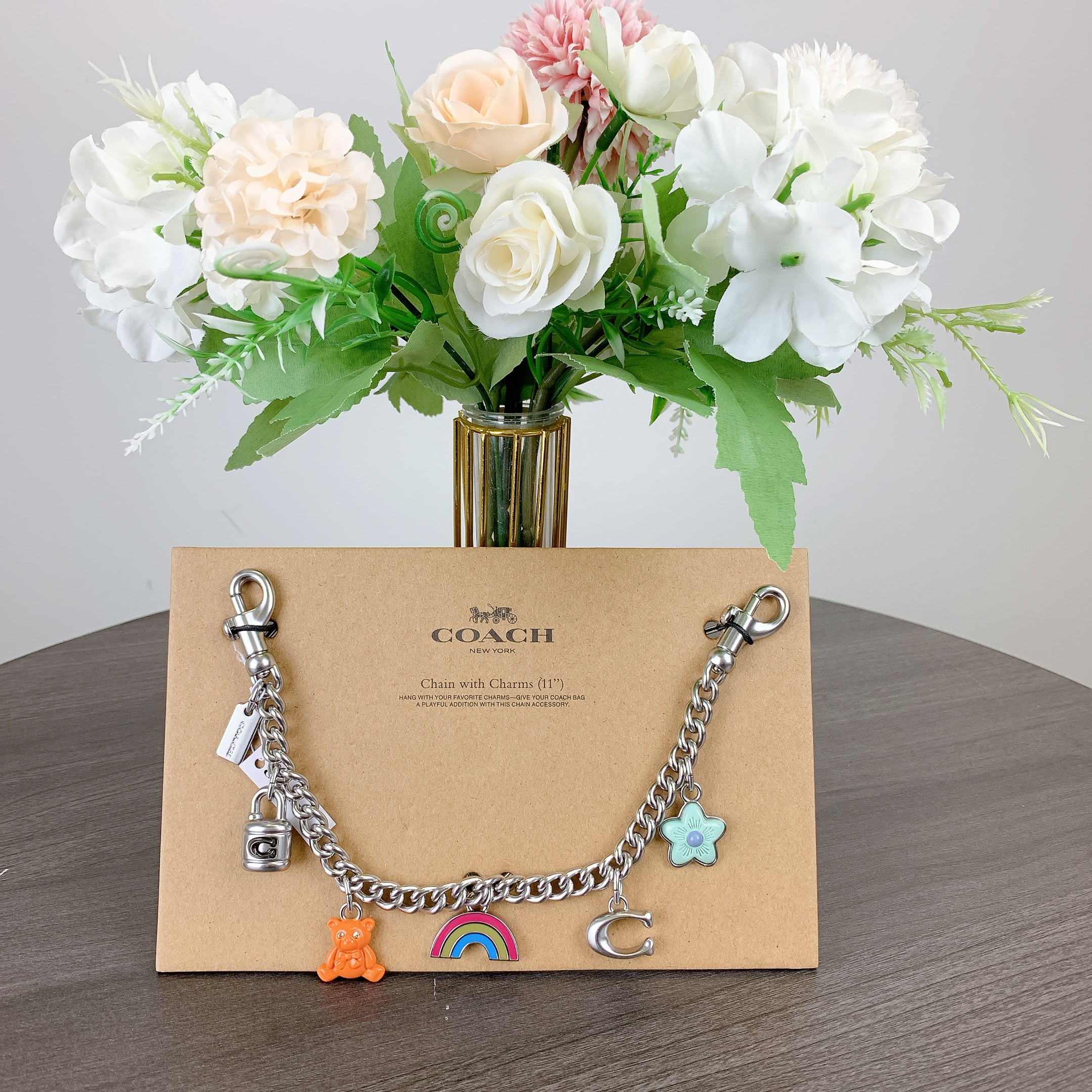 【Coach 】チャーム付きシルバースワガーチェーン CW662 Coach CW662 Silver Swagger Chain With Charms IN Silver