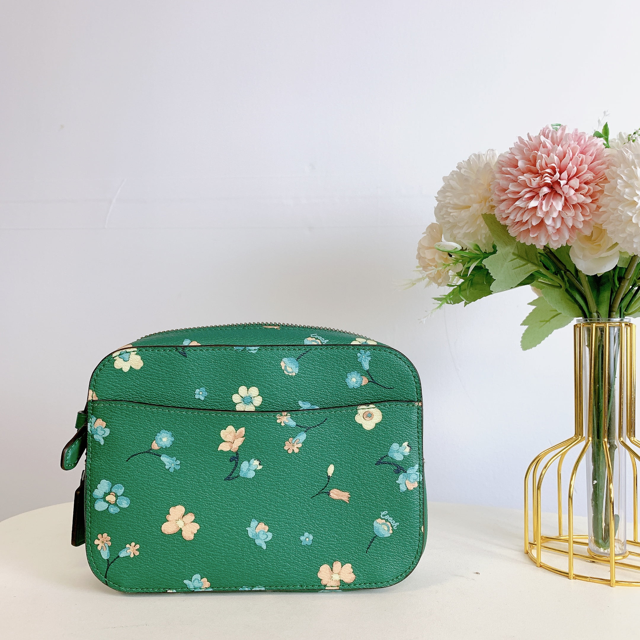 Kate Spade Handbag. Perfect for summer | Kate spade handbags, Handbag, Kate  spade