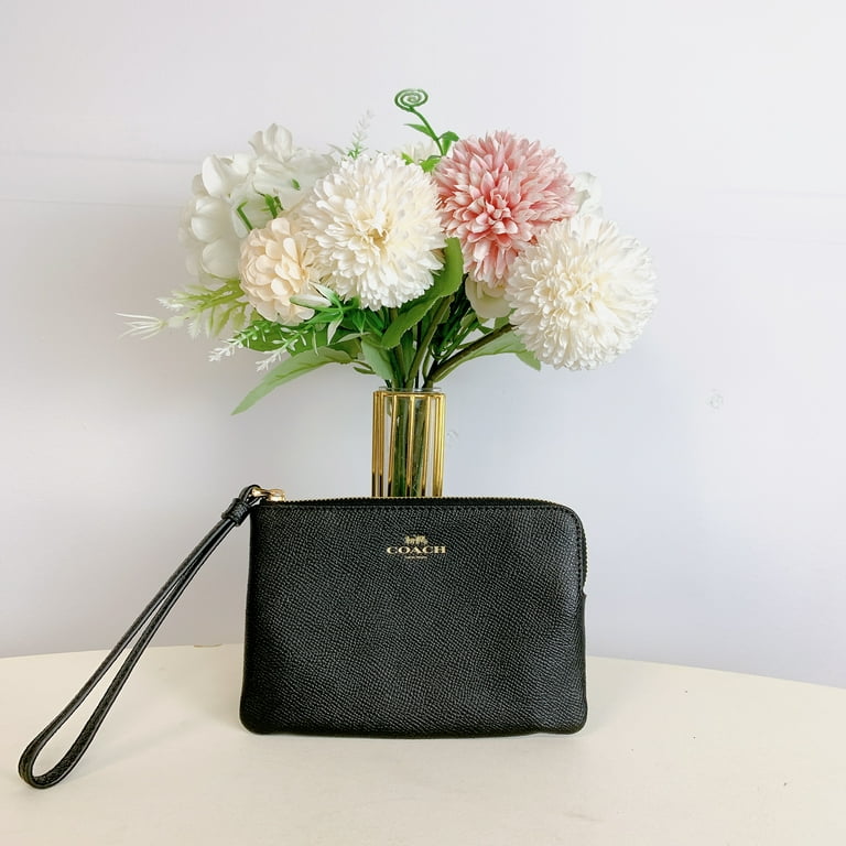 Coach Women s Small Corner Zip Crossgrain Leather Wristlet Black