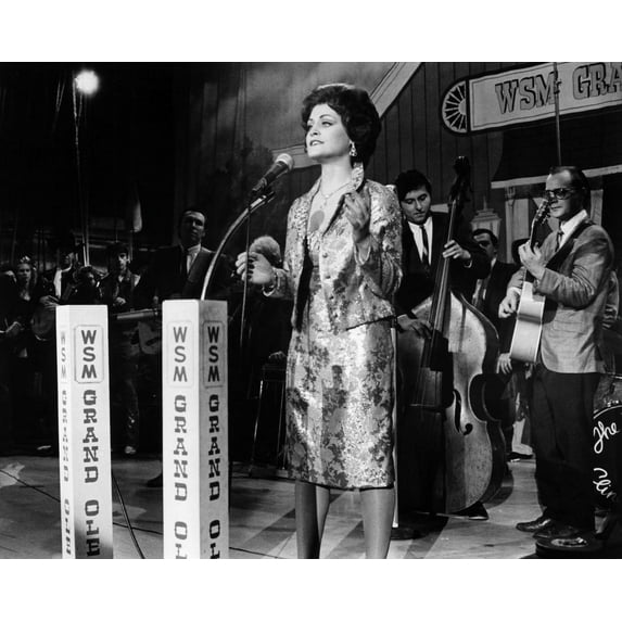 Coal Miner's Daughter Beverly D'Angelo as Patsy Cline Grand Ole Opry 24X36 Poster