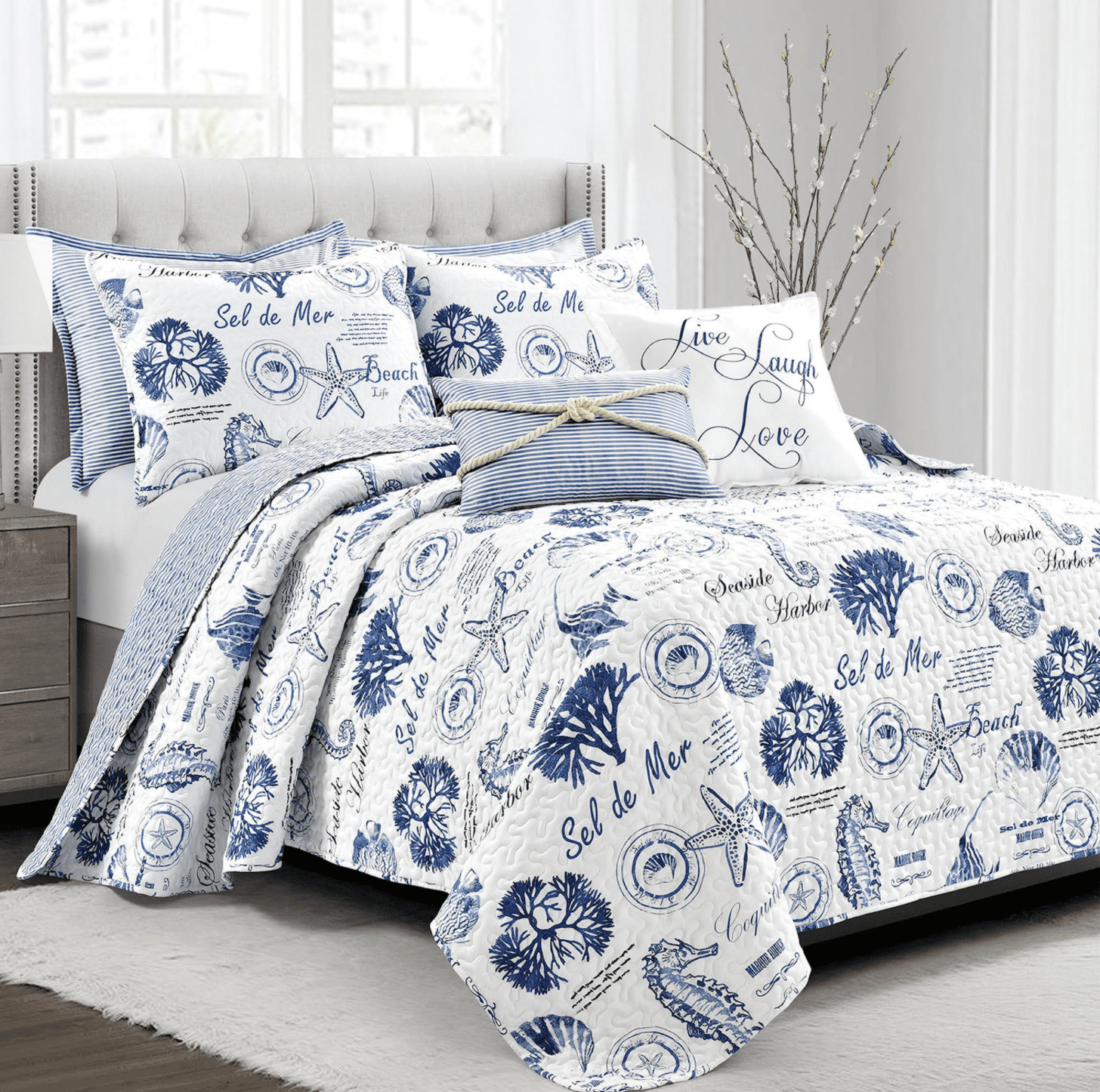 Coastal Blue Seashells Nautical Full/Queen Reversible Quilt Set (7
