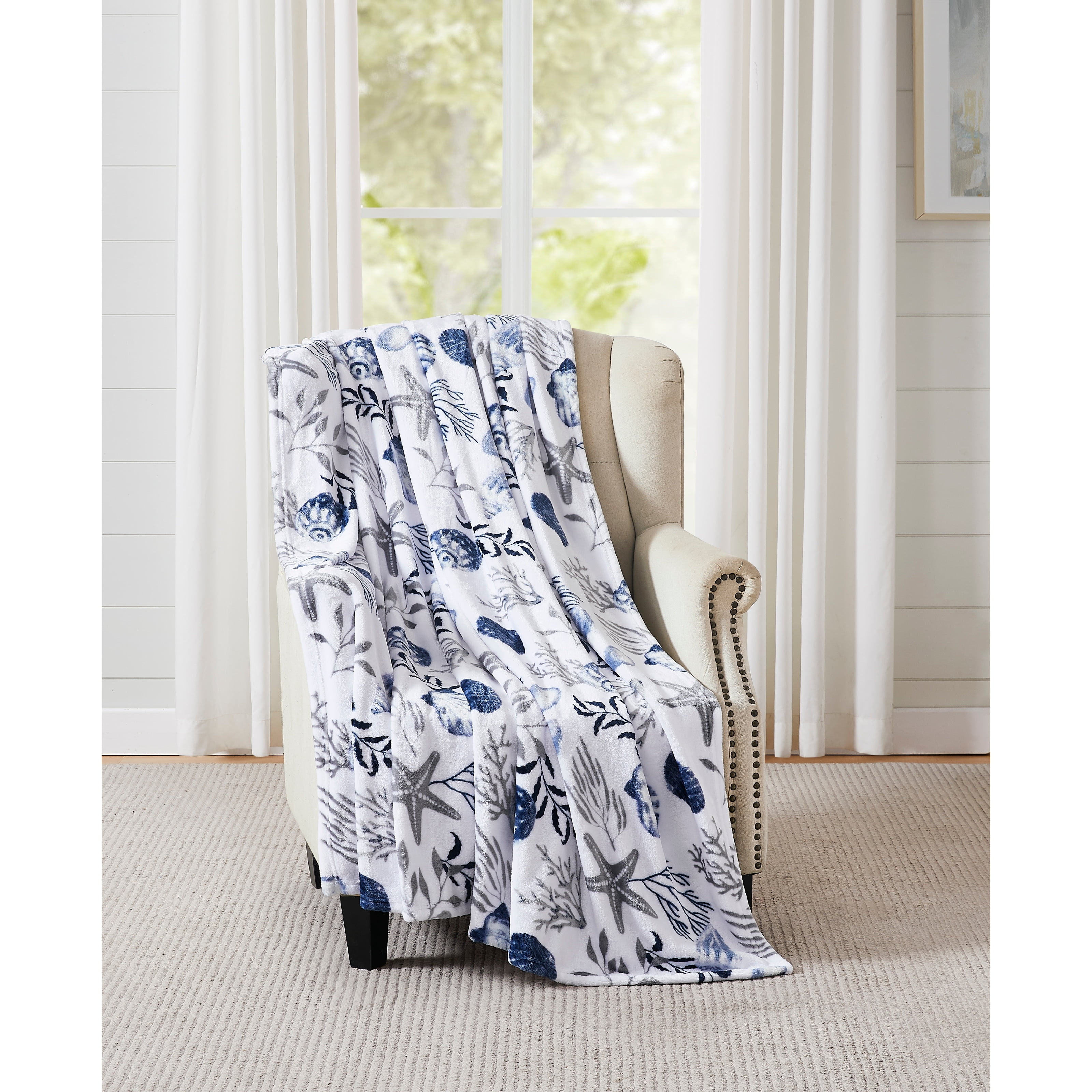 Coastal Ocean Life Fleece Throw Blanket with Shells and Starfish