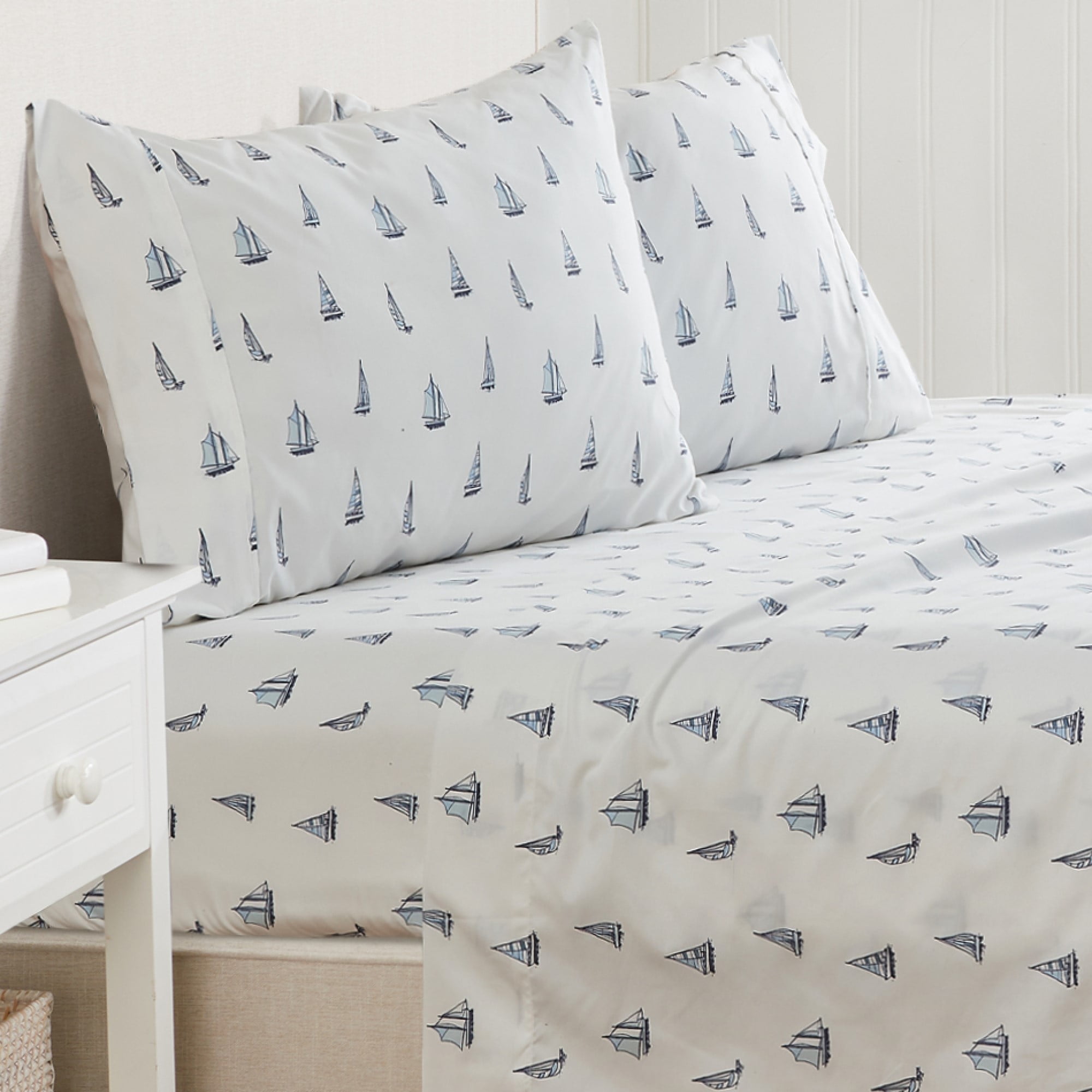 Great Bay Home Nautical Ocean Beach Themed Microfiber Wrinkle Resistant ...