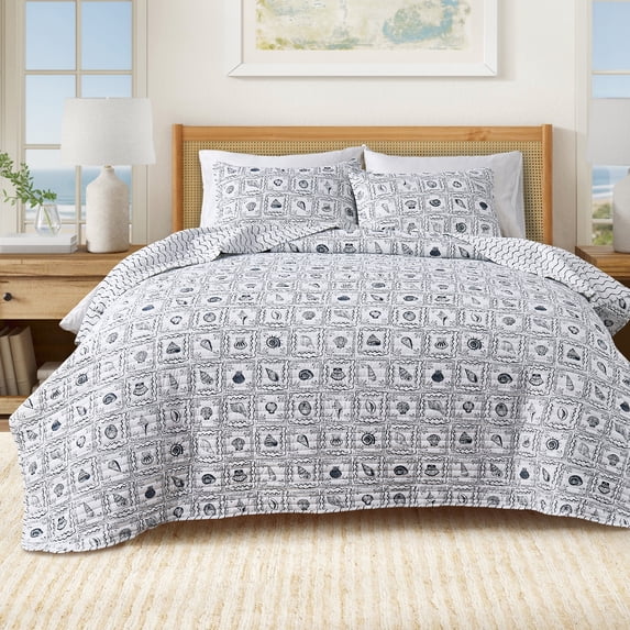 Coastal Quilt Set - Lightweight, Soft, All-Season - 2-Piece Reversible Nautical Bedding Set (Twin / Twin XL, Seashell Tile)
