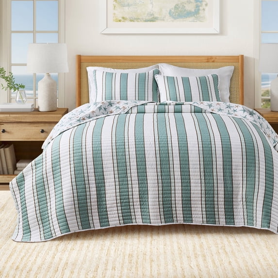 Coastal Quilt Set - Lightweight, Soft, All-Season - 2-Piece Reversible Striped Bedding Set (Twin / Twin XL, Montauk Stripe)