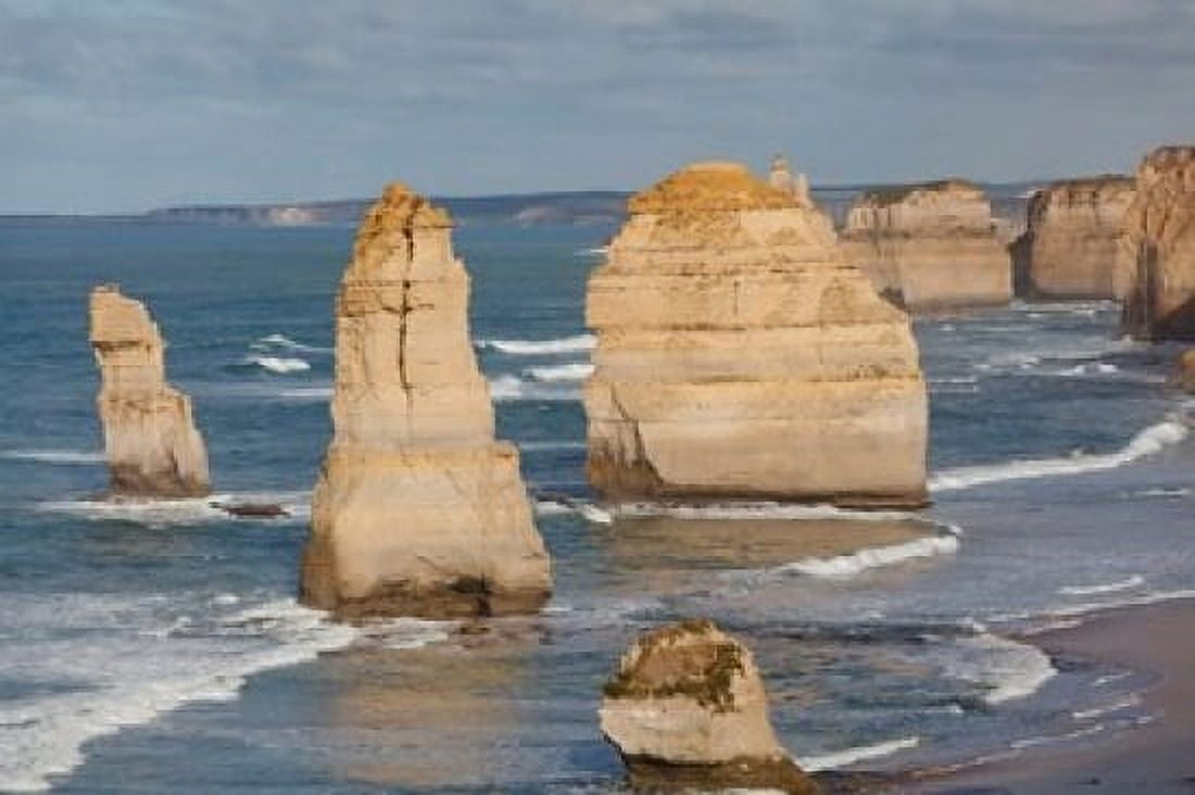 Coastline 12 Apostles Great Ocean Road Port Campbell NP Victoria Australia Canvas Art - Martin Zwick DanitaDelimont (29 x 19)