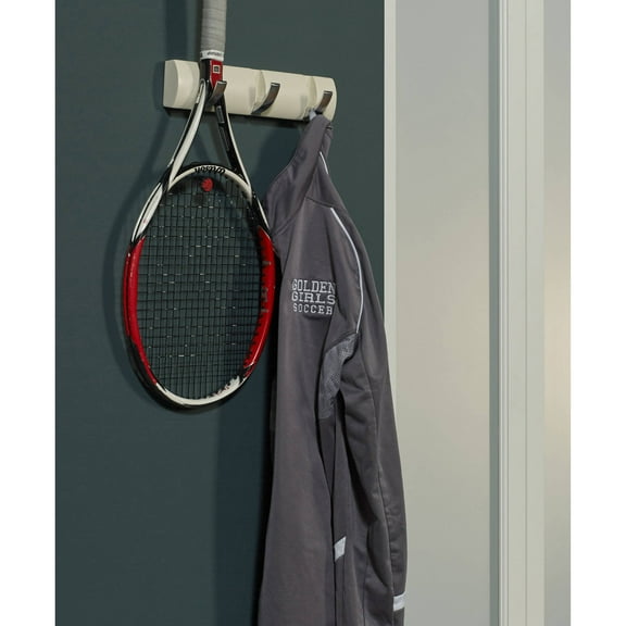 Coat Hideaway 3-Hook Round Hanger, White