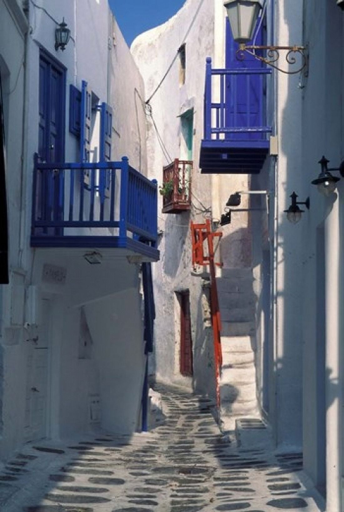 Cobblestone Alley Santorini Greece Canvas Art - Keren Su DanitaDelimont (12 x 17)