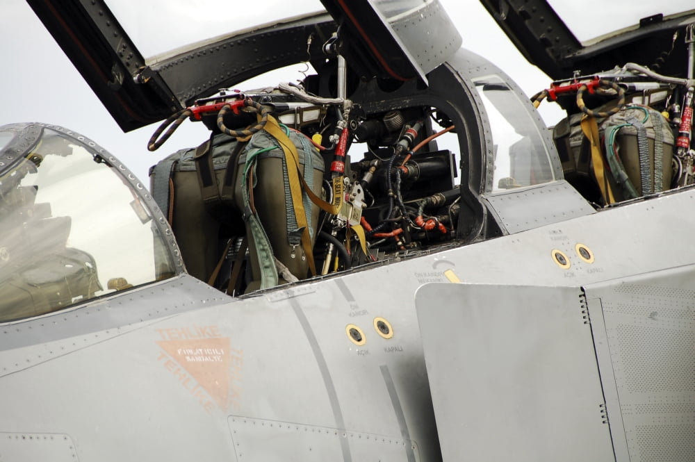 Cockpit of a Norwegian F16 Canvas Art - Luc De JaegerStocktrek Images (17 x 12)