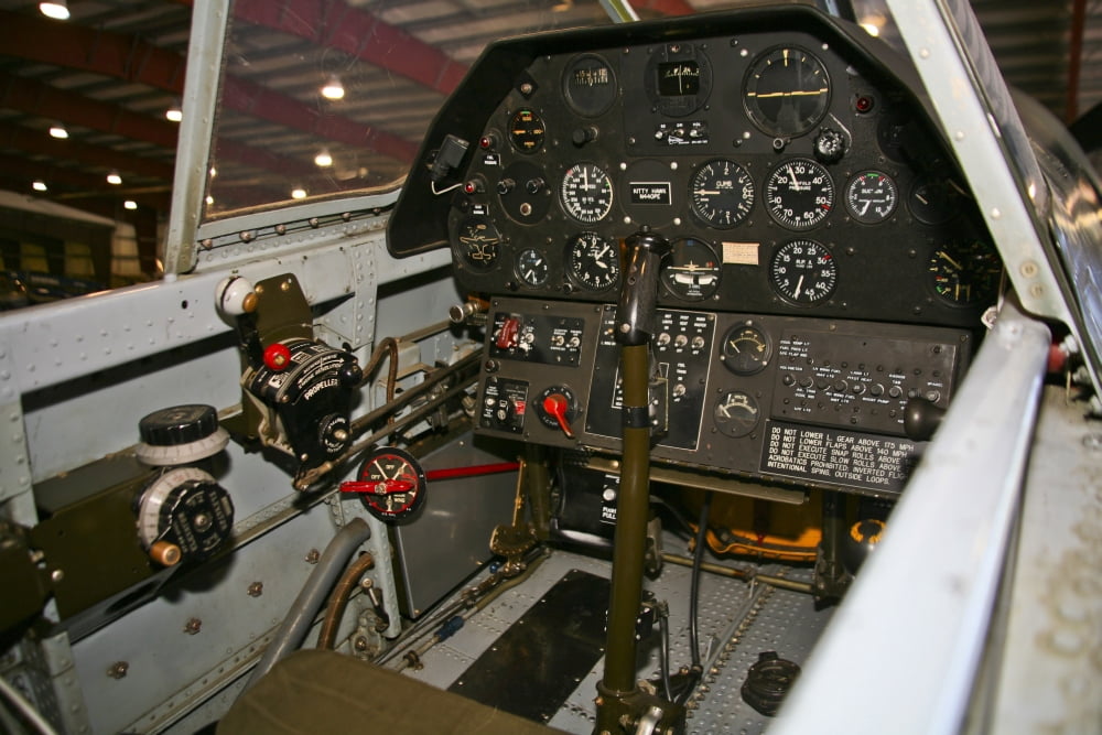 Cockpit of a P-40E Warhawk Canvas Art - Scott GermainStocktrek Images (18 x 12)