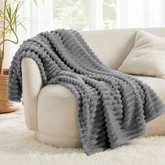 Cocosity Super Soft Polyester Gray Throw Blanket 50"x60" for Couch Bed Sofa Car