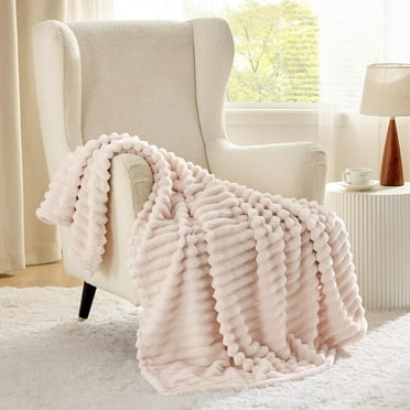 Cocosity Super Soft Polyester Pink Blanket 60"x80" for Couch Bed Sofa Car