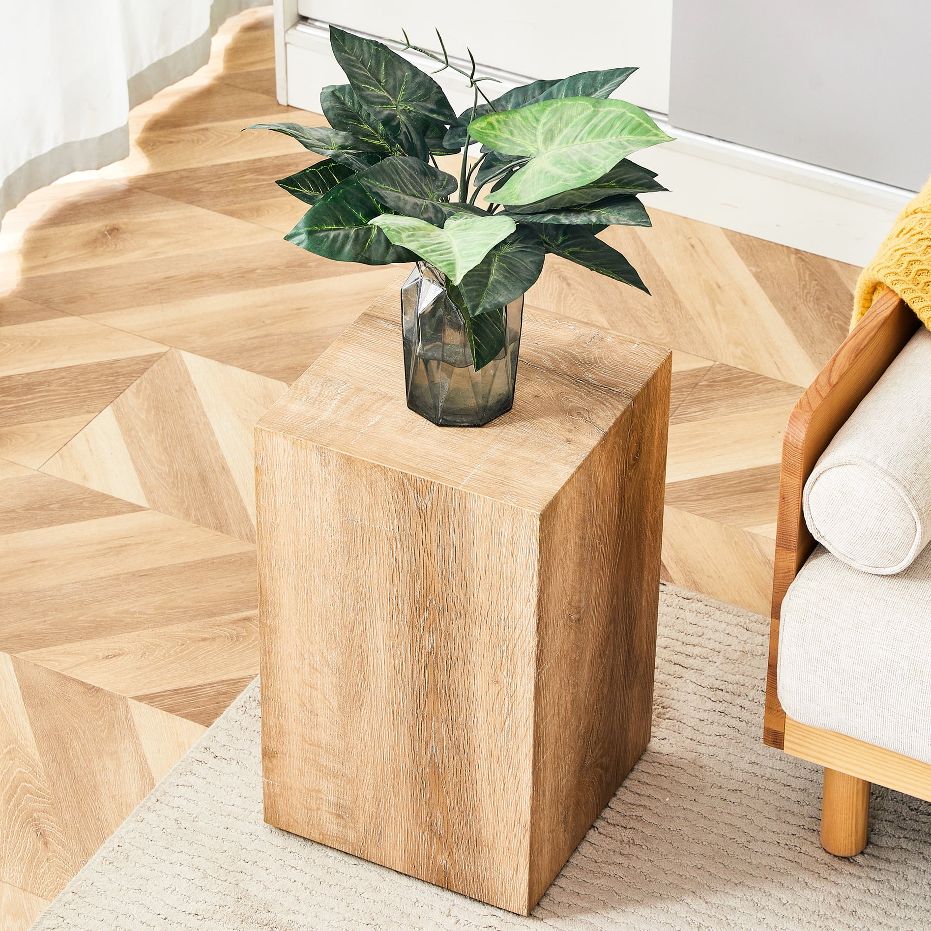 Coffee Table With Stylish Wood Texture, Comfortable Experience, 12*12