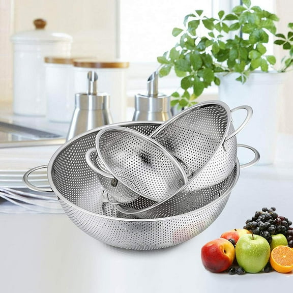 Colander set of 3, Stainless Steel Micro-Perforated Colanders Strainers for Draining Rinsing Washing, Ideal for Pasta Vegetables Fruits, Heavy Duty & Dishwasher Safe - 1/3/5 Quart